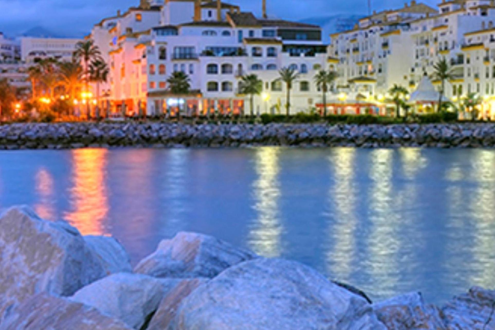 Mijas Costa - Beachside Apartment-B Sitio de Calahonda Bagian luar foto