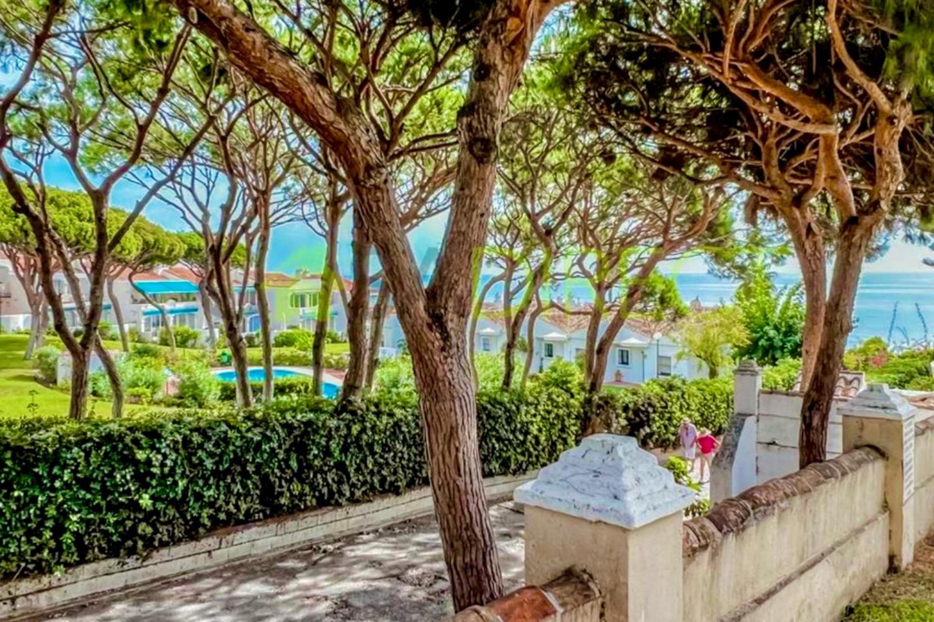 Mijas Costa - Beachside Apartment-B Sitio de Calahonda Bagian luar foto